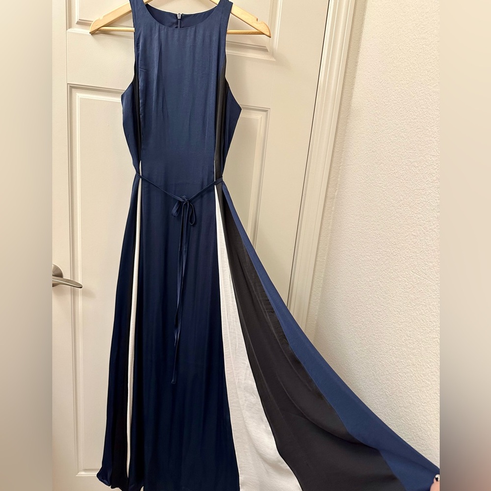 Banana Republic Women’s long evening gown. Size 2